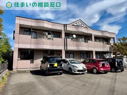 愛知県碧南市志貴崎町3丁目【アパート】の外観