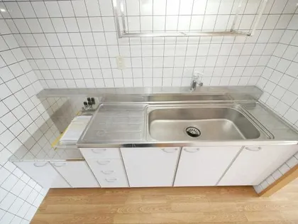 リバーサイドヒルズ西岡公園【2階】のキッチン