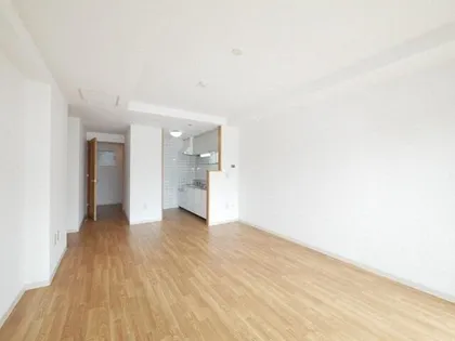 リバーサイドヒルズ西岡公園【2階】の内装