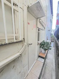 大阪府豊中市清風荘1丁目【テラスハウス】の外観