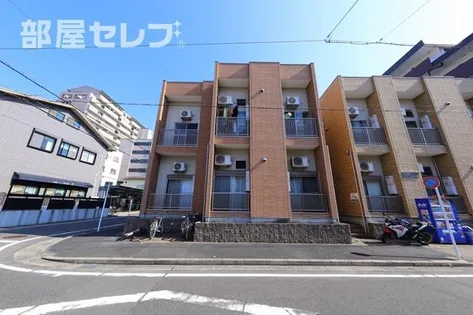 フロール尾頭橋【1階】の外観