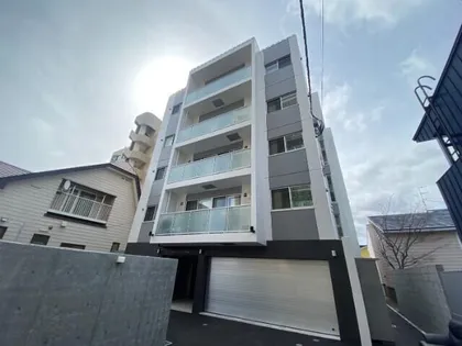 グレン山鼻【1階】の外観