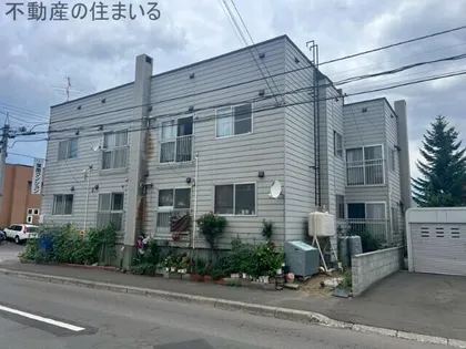 ニュー藻南マンション【1階】の外観