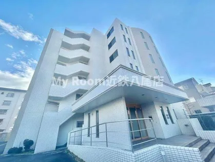 ラ・ポーエあき【2階】の外観