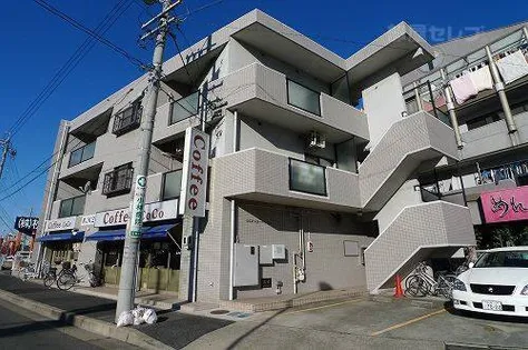 ウエストコート又穂の画像