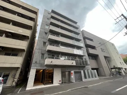 SーRESIDENCE近代美術館前の画像