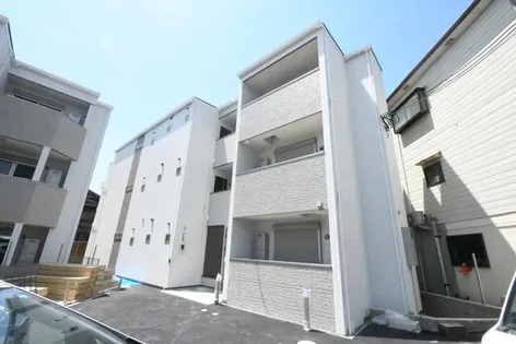 ピレーネ明和の画像