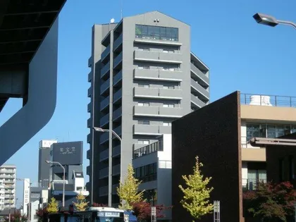 ファヴォール白壁【302号室】の外観