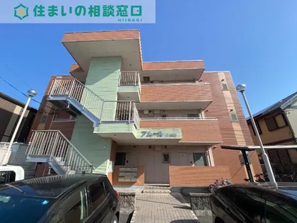 愛知県岡崎市中島町字中道【アパート】の外観