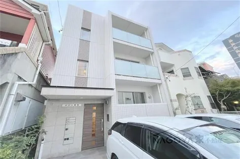 メゾン周令【1階】の外観