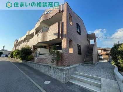 愛知県岡崎市宮地町字寺北【アパート】の外観