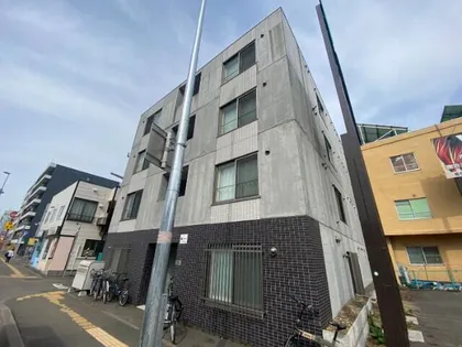 ワールドパレス札幌中央【3階】の外観