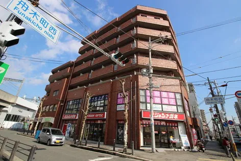 大阪府茨木市舟木町【マンション】の外観