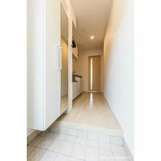 ジャルダン南【101号室】の玄関