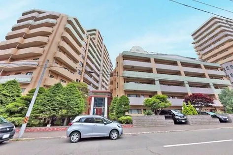 北海道札幌市中央区南七条西23丁目【マンション】の外観