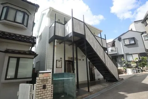 ウインヒルズ【1階】の外観