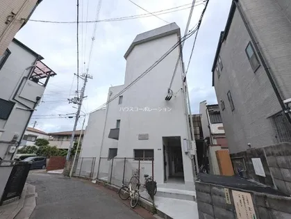 大栄マンション【2階】の外観