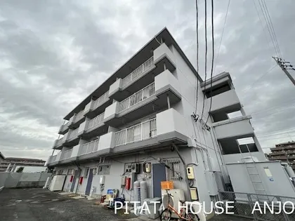 タウンマンション【2階】の外観