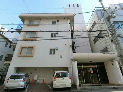 メゾンドール天王寺【3階】の外観