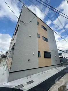 レア・オハナ山科【2階】の外観