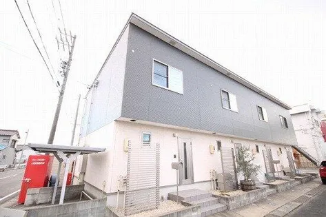 愛知県北名古屋市宇福寺天神【テラスハウス】の外観