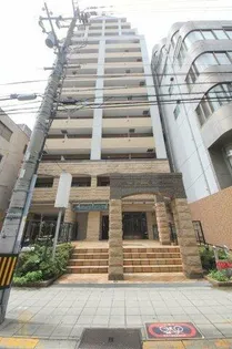 プレサンス心斎橋モデルノ【7階】の外観