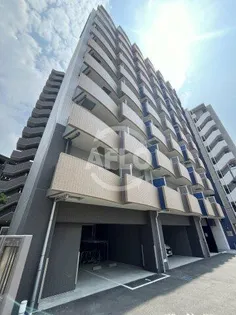 プレサンス江坂ベルフィーヌ【6階】の外観