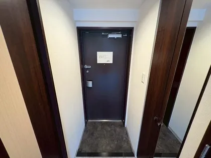 アーバネックス西長堀【6階】の玄関