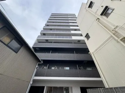 プレサンスNEO九条ディアシス【2階】の外観