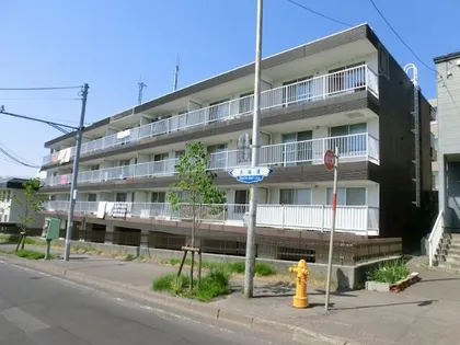 ローヤルハイツ西岡の画像