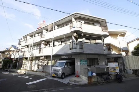 グロースコート摂津の画像