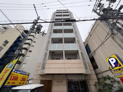 GAUDI【3階】の外観