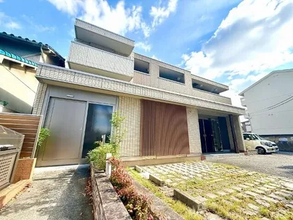 大阪府堺市堺区南三国ヶ丘町4丁【アパート】の外観