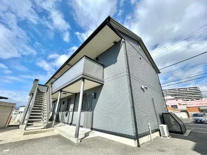 大阪府堺市西区上【アパート】の外観