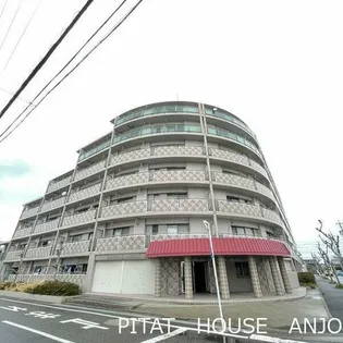 ジュネス保田3【4階】の外観