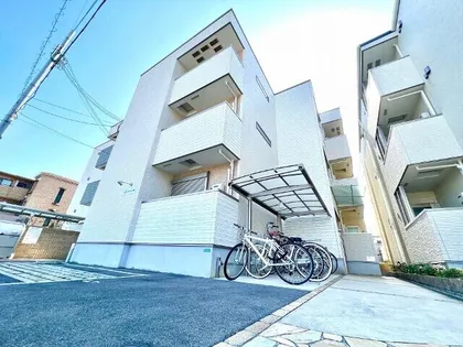 大阪府堺市北区南長尾町1丁【アパート】の外観