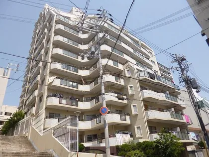 プリオーレ神戸【2階】の外観