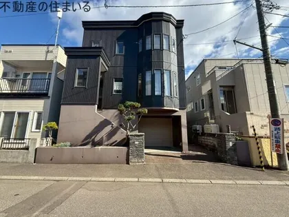 アムールハイツフォー【3階】の外観