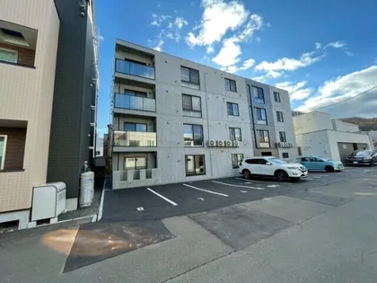 グランドサクセスピスタ【4階】の外観