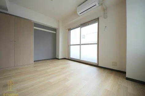 サンガ梅田【3階】の居間