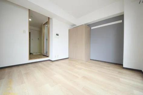 サンガ梅田【3階】の居間