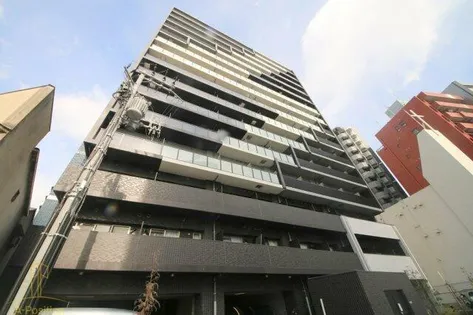 プレサンス大国町ラヴェニール【13階】の外観