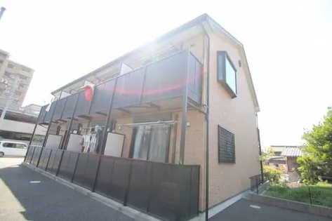 アンプルール リーブル サン・ステージ【2階】の外観