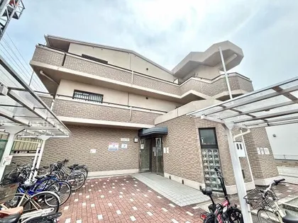 大阪府堺市西区浜寺諏訪森町西3丁【アパート】の外観