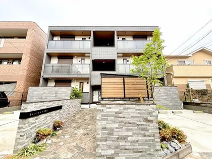 大阪府堺市堺区向陵中町1丁【アパート】の外観