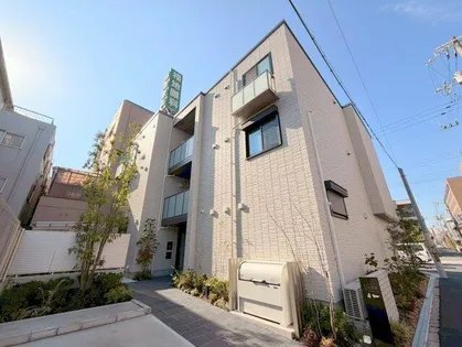 ラ イーストの画像