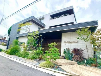 大阪府堺市堺区東湊町3丁【アパート】の外観