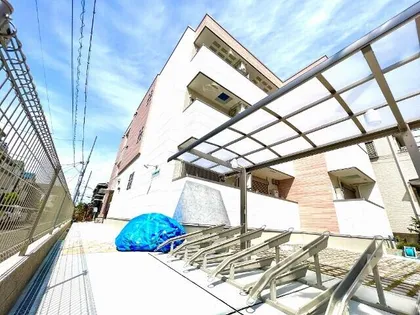 大阪府堺市西区鳳中町8丁【アパート】の外観