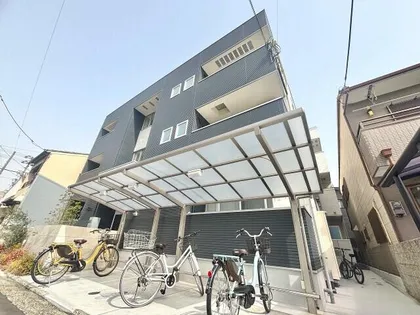 大阪府堺市堺区八幡通1丁【アパート】の外観