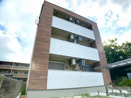 大阪府堺市西区浜寺諏訪森町西3丁【アパート】の外観